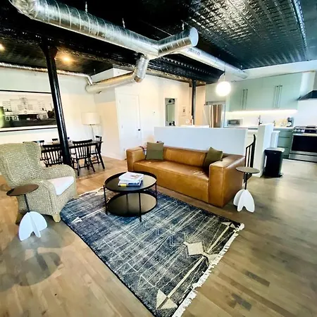 Unit C, The Kroger Lofts